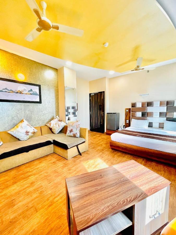 Avirahi Hotel Bombaim Exterior foto